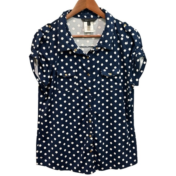 BCBG MaxAzria Polka Dot Snap Button Down Cap Sleeve Sz Large - Picture 1 of 10